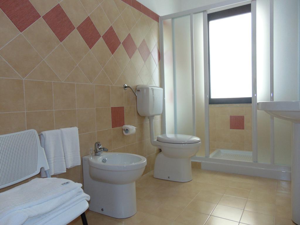 Tus'Hotel Apartments ตูซา ภายนอก รูปภาพ