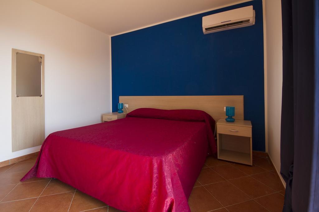 Tus'Hotel Apartments ตูซา ภายนอก รูปภาพ